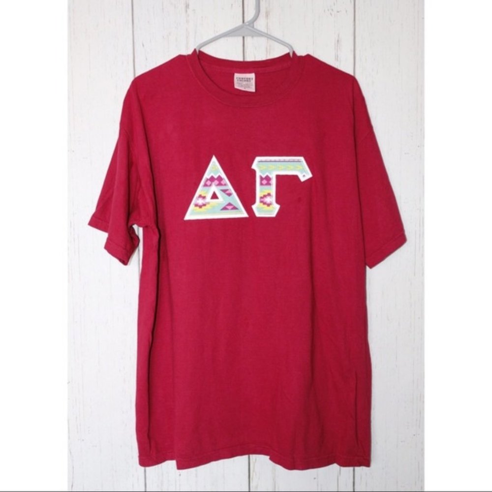 Delta Gamma Double Stitched T-Shirt